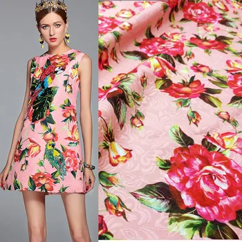 Trandafir roz flori Jacquard țesături imprimate branduri Europene și Americane cu același paragraf personalizate țesături pentru îmbrăcăminte